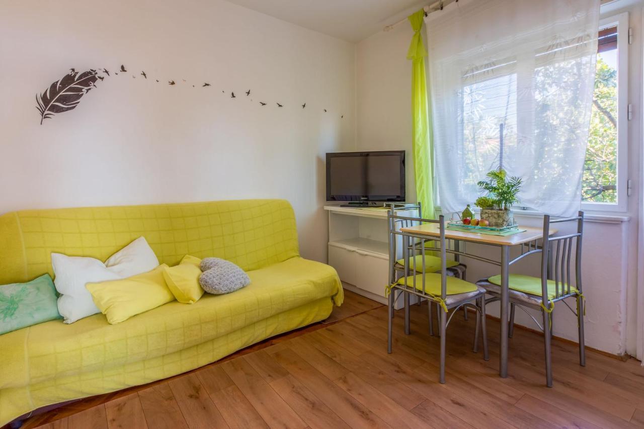 Apartments Marmar Crikvenica Exterior photo